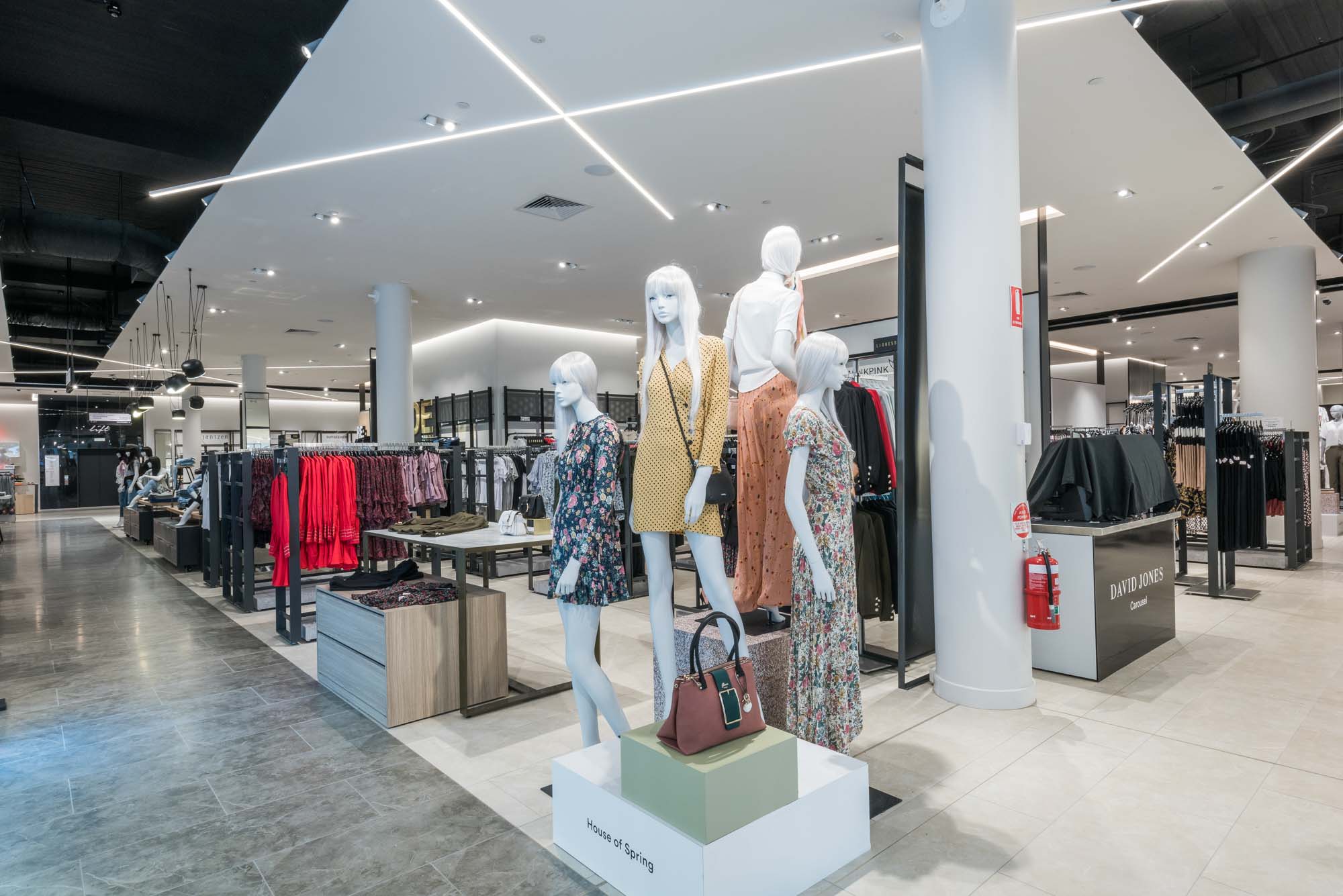 David Jones Carousel - Retail Fit Out